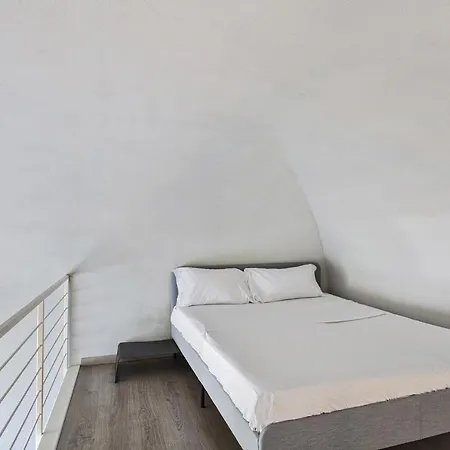 Il Loft Nel Chiostro By Wonderful Italy Apartment Genoa